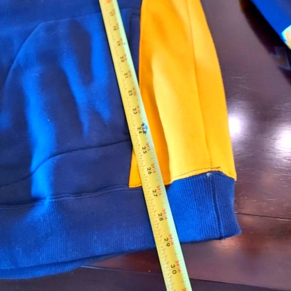 West Virginia College Hoodie by Colosseum Athletics. XL. - Picture 11 of 15